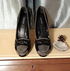 WHBM black and grey suede pumps 7M
